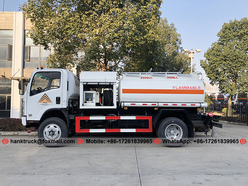 ISUZU fuel tanker truck