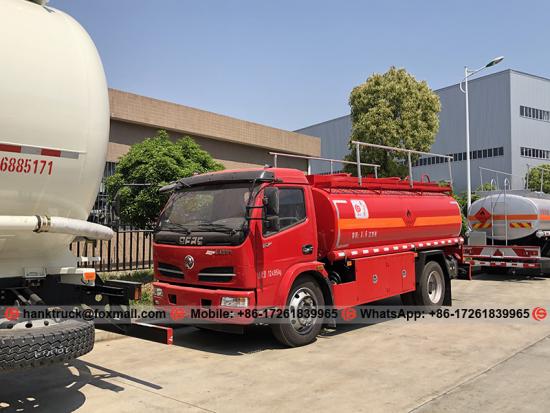  Dongfeng Camión de transporte de gasolina de 8,000 litros.