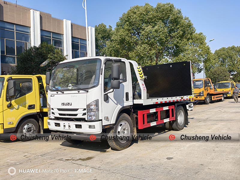 Camión de servicio de rescate con remolque de plataforma plana ISUZU de 5 toneladas