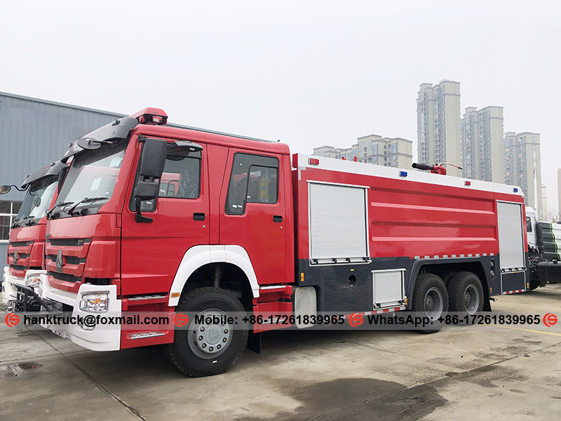 Camión de bomberos de espuma SINOTRUK HOWO de 12.000 litros con volante a la derecha